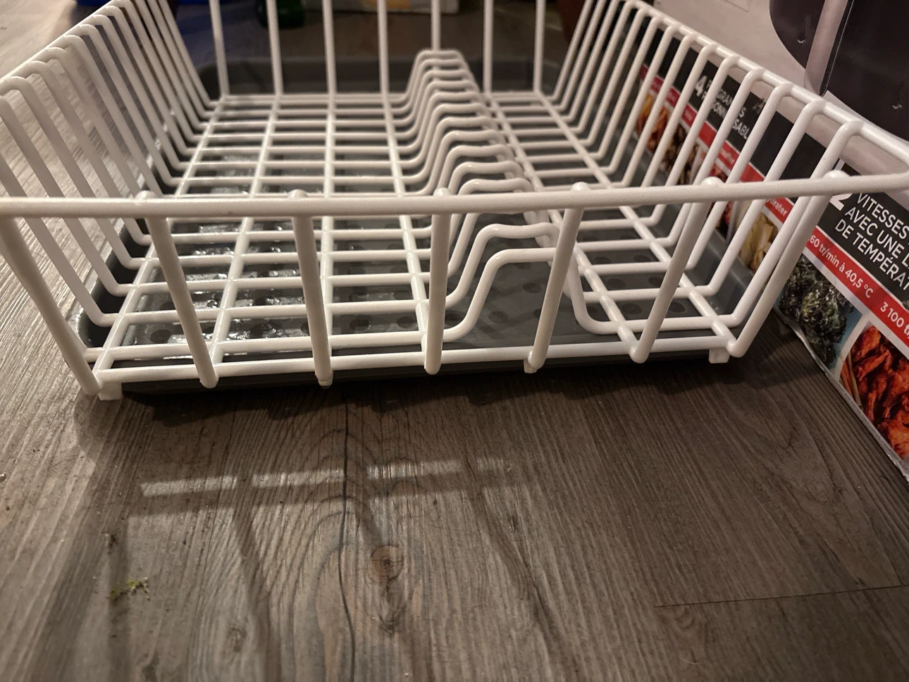 White dish drying rack with grey drain board - photo 2