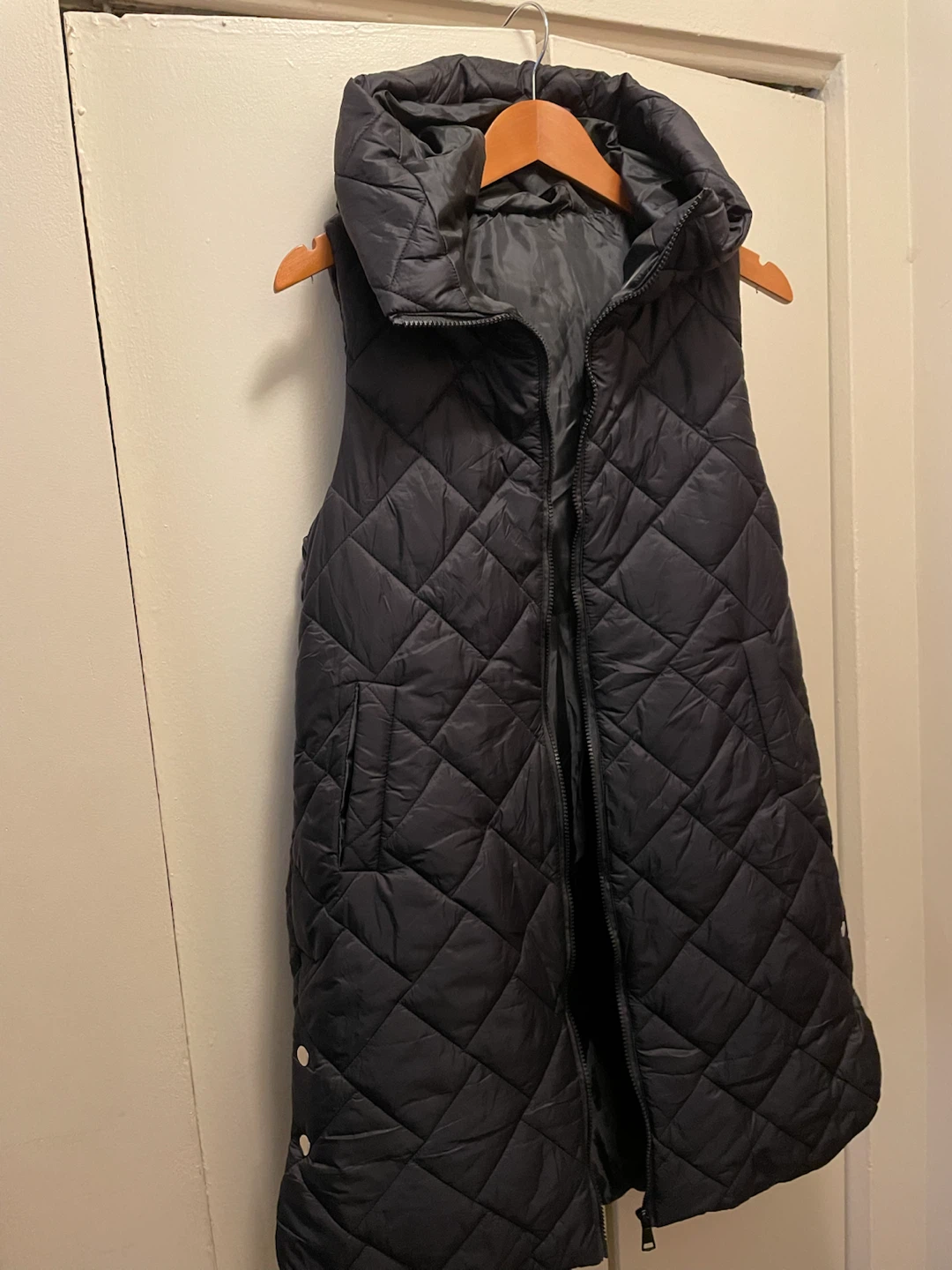 Black Quilted Hooded Vest - photo 2