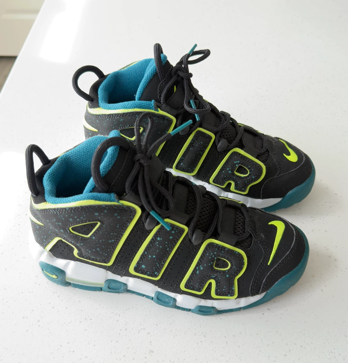 🔥 Nike Air More Uptempo (Black/Green) Size 4.5Y – LIKE NEW! - photo 2