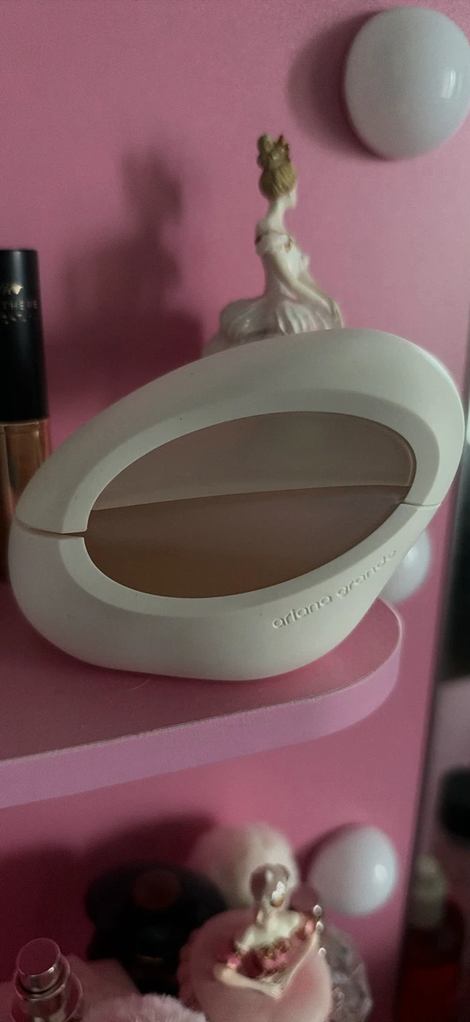 Ariana Grande Mod Perfume