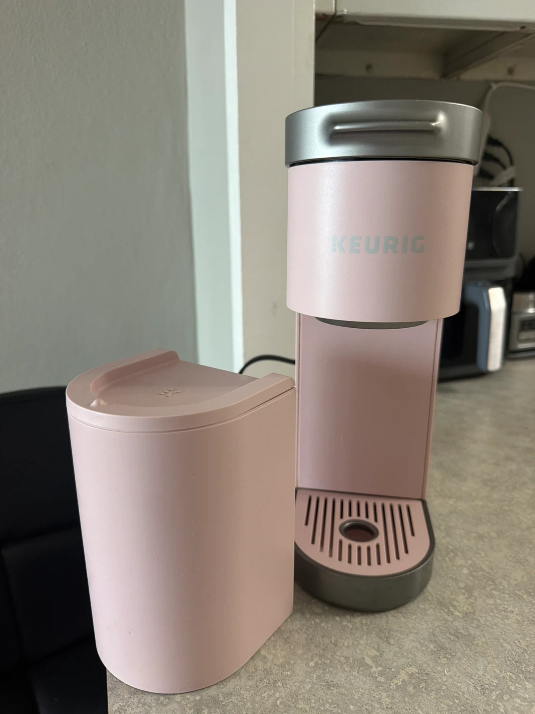 Pink Keurig Coffee Maker - photo 3