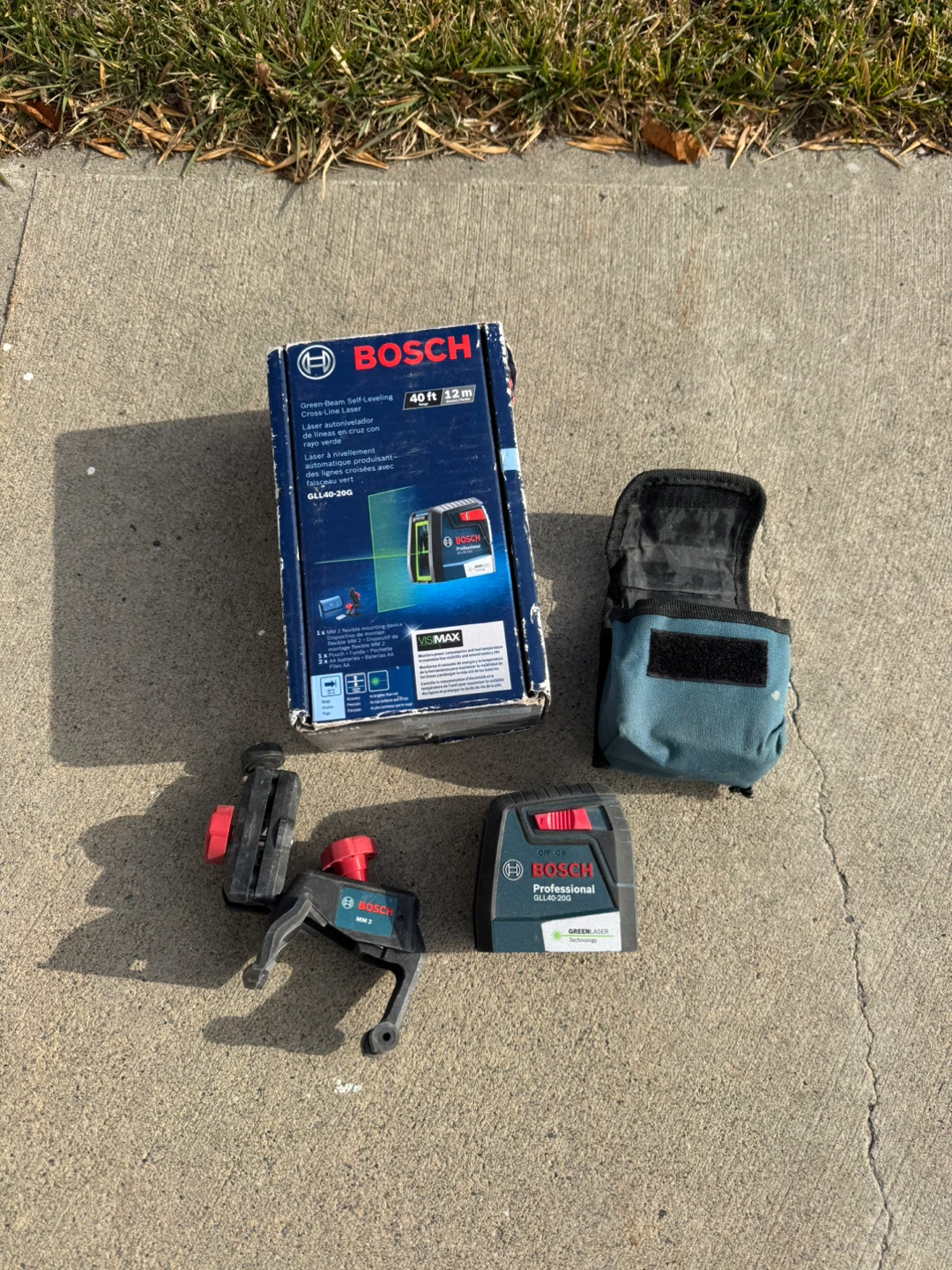 Bosch GLL40-20G Green-Beam Self-Leveling Cross-Line Laser