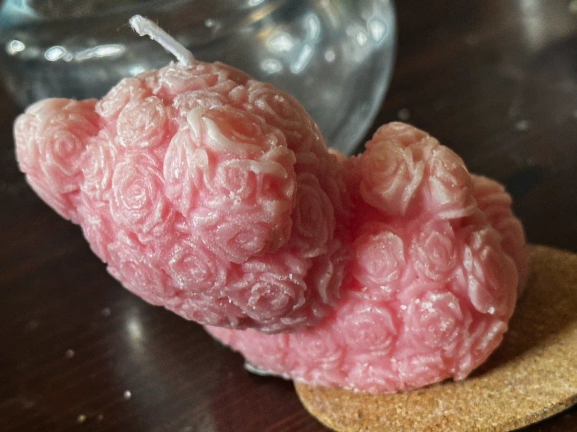 Pink Carved rose teddy bear candle - photo 3