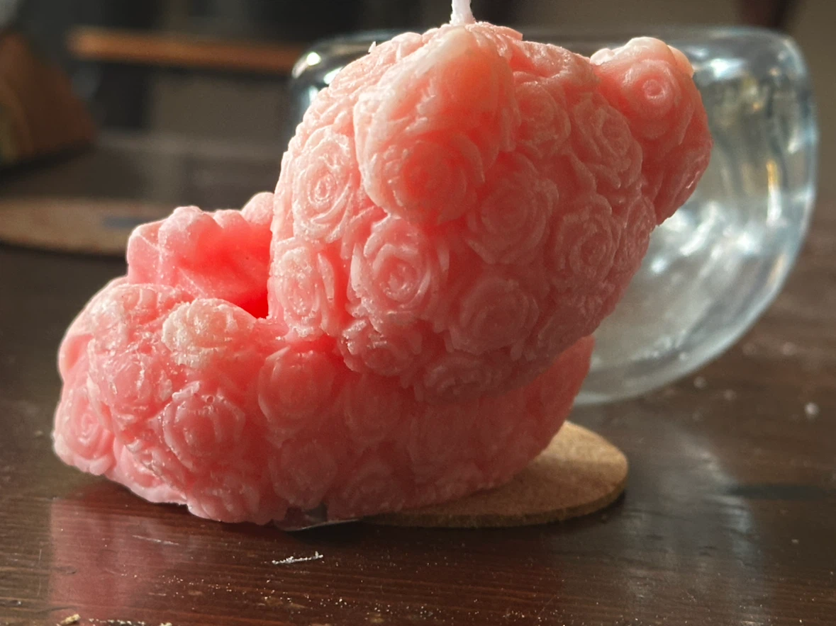 Pink Carved rose teddy bear candle - photo 2