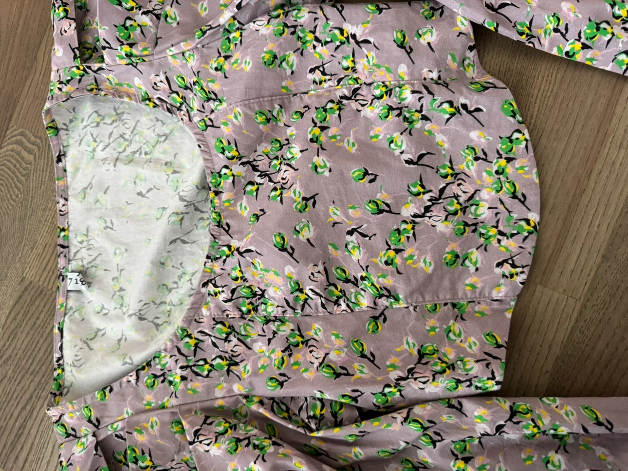 New: Designer’s Floral Body-Hugging Top - photo 5