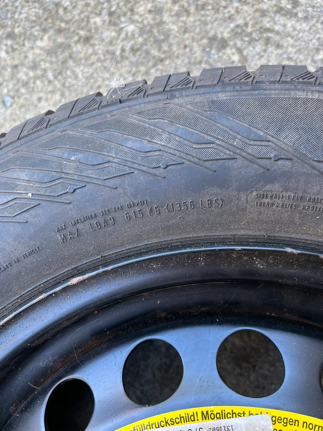 One spare Continental tire from a Volkswagen - photo 3