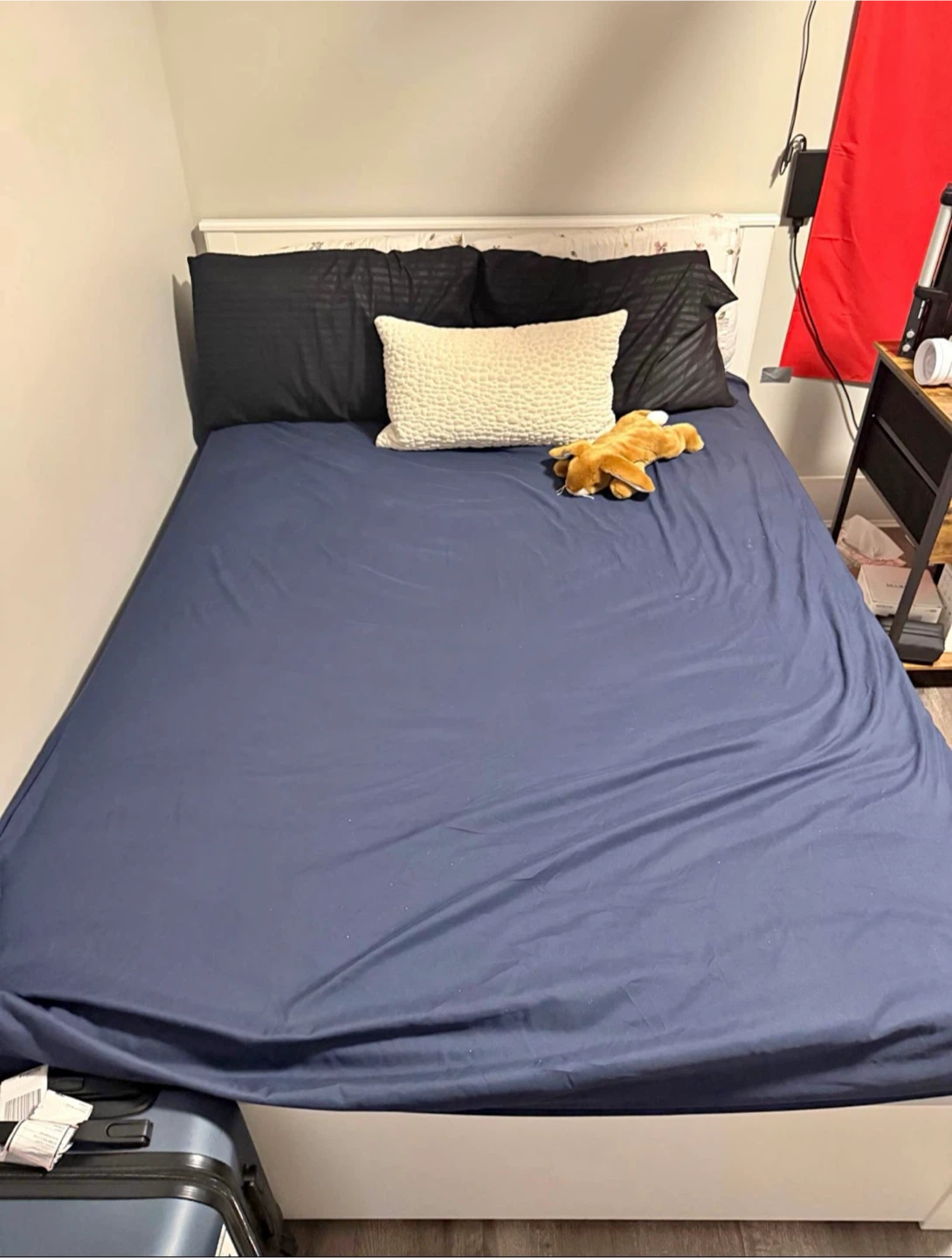 Ikea bed frame - photo 2