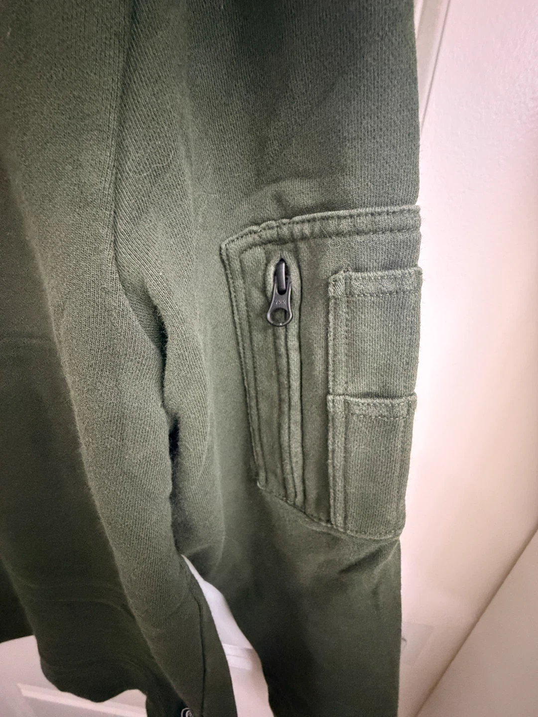 Club Monaco Olive Green Crewneck Sweatshirt - photo 4