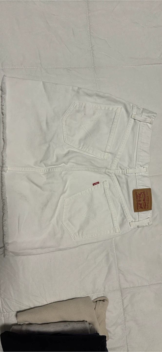 Levi's White Denim Skirt - photo 2