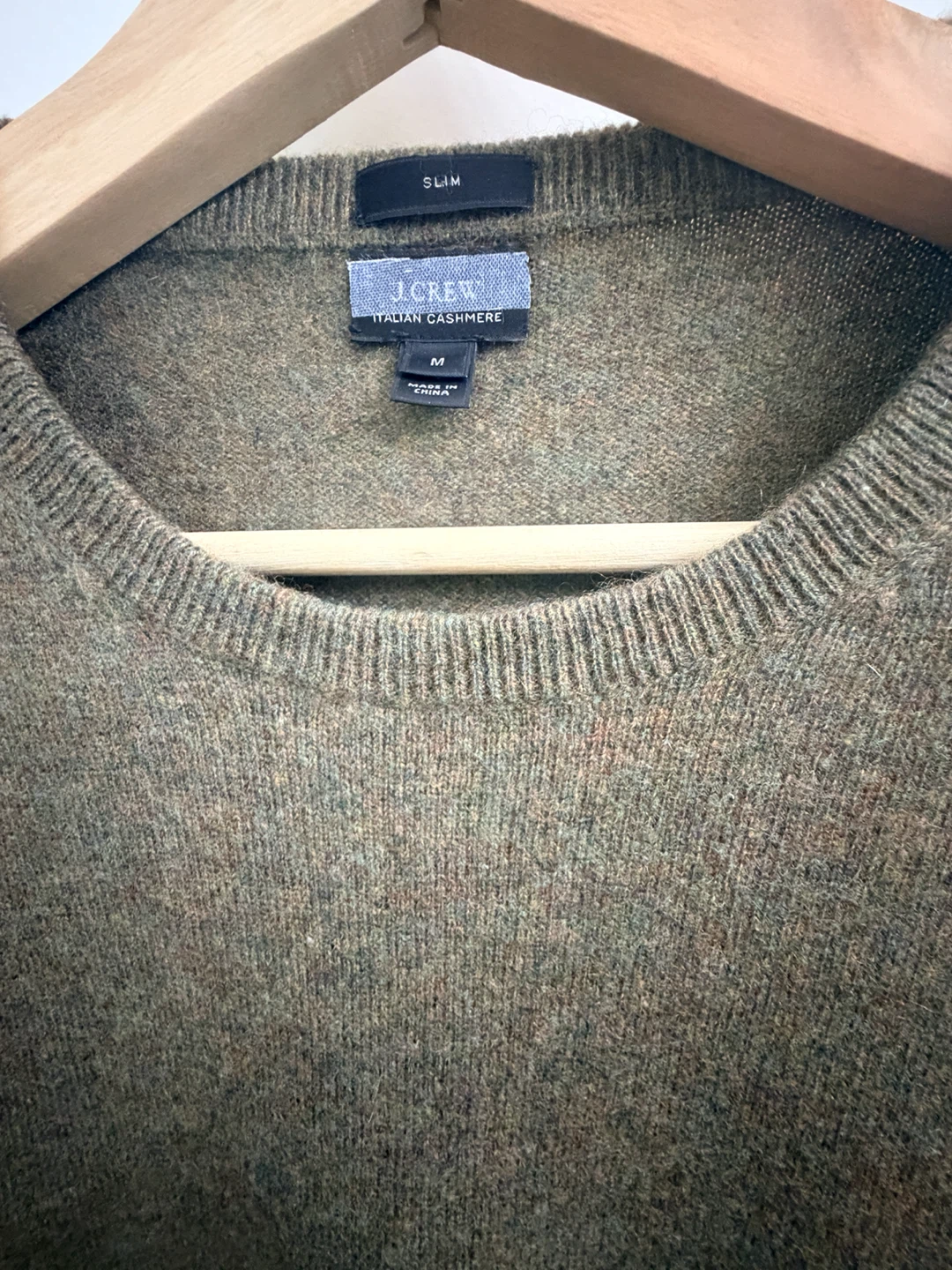 J.Crew Slim Fit Italian Cashmere Sweater - Green - Size M - photo 3