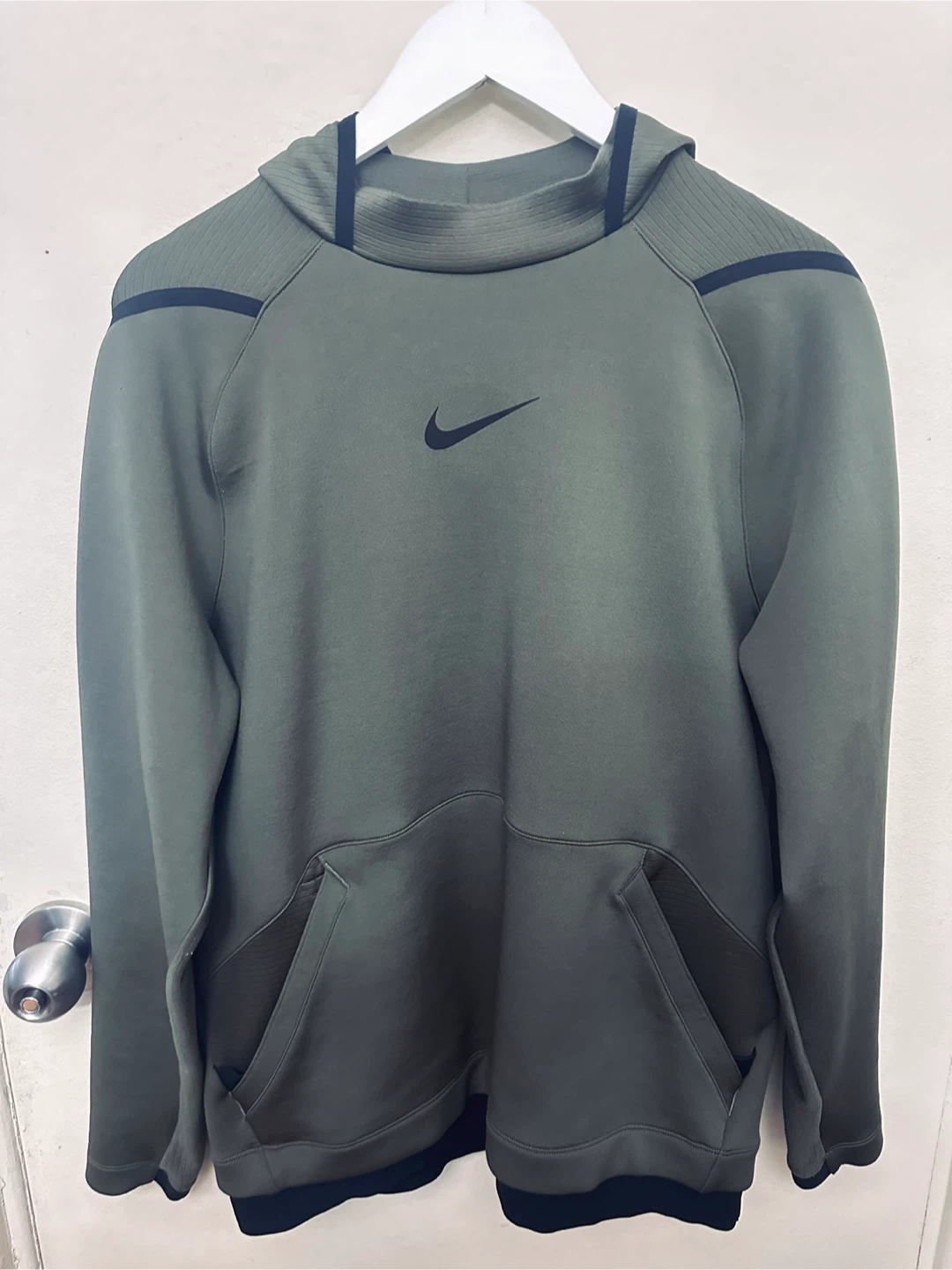 Nike Pro Dri-FIT Hoodie - Olive Green