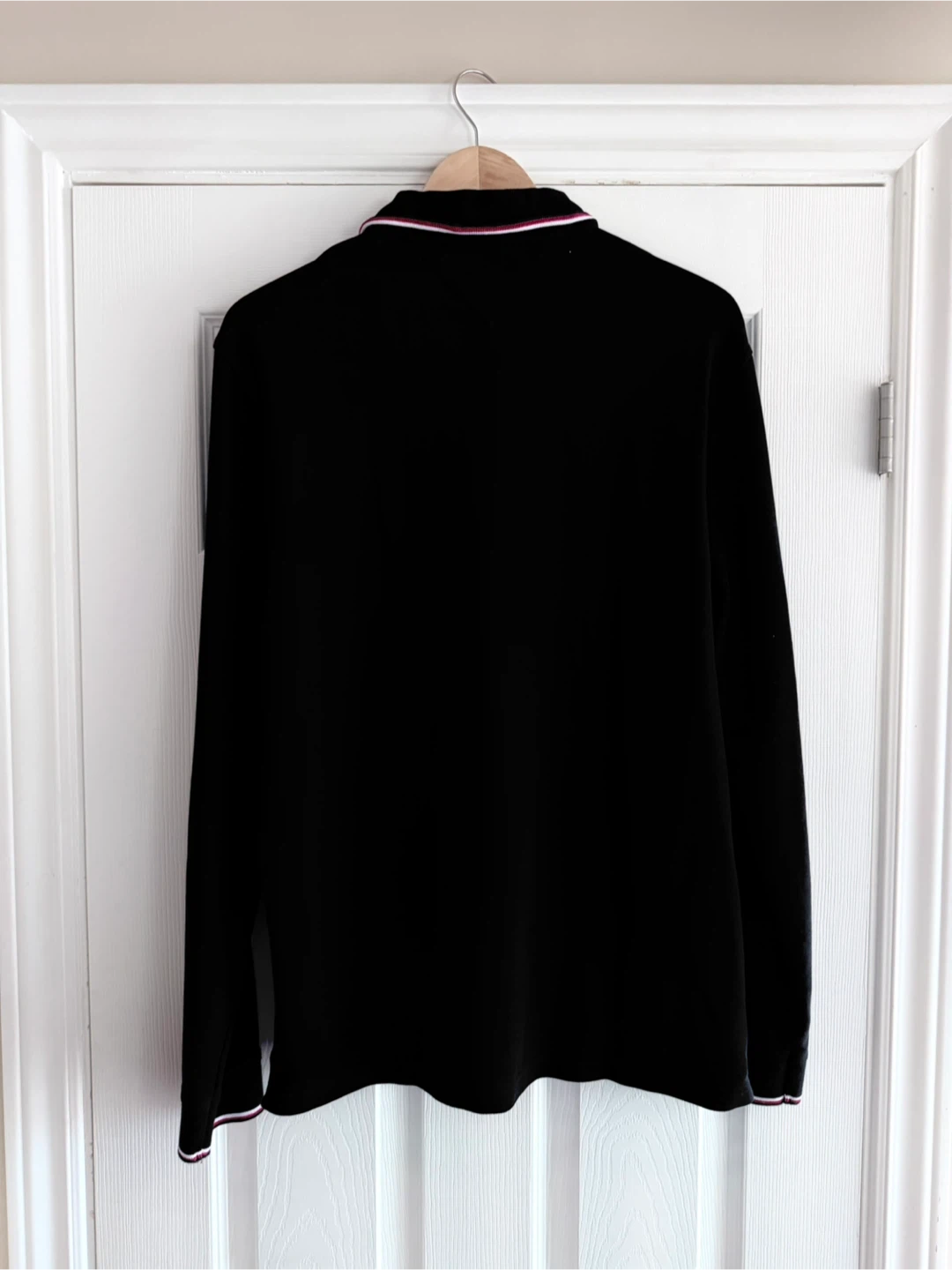 Black Men’s Hilfiger “L” Polo Sweater - photo 3