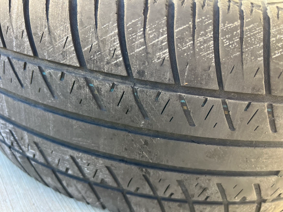 215/60R16 All-Season Tire with Rim - photo 2