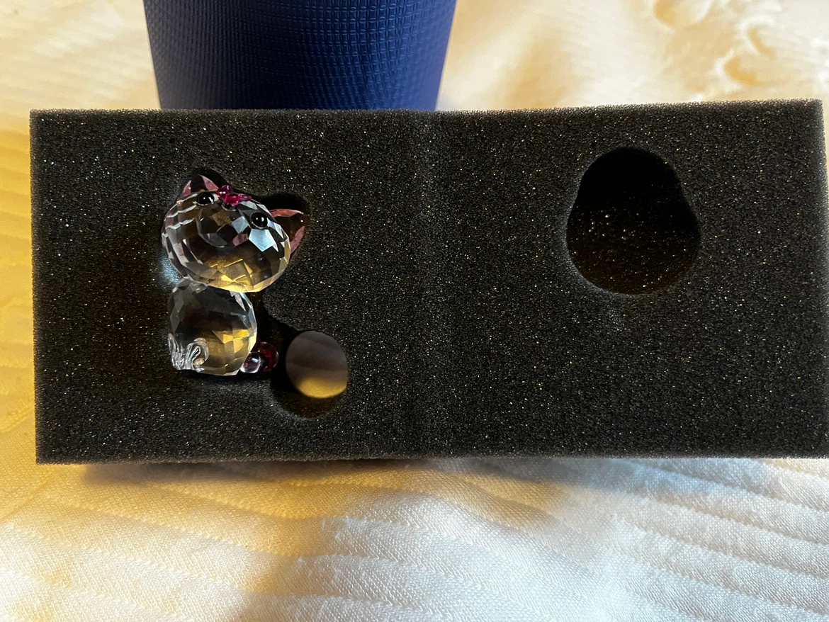 Swarovski Lovlots Kitten Millie the American Shorthair Brand New - photo 4
