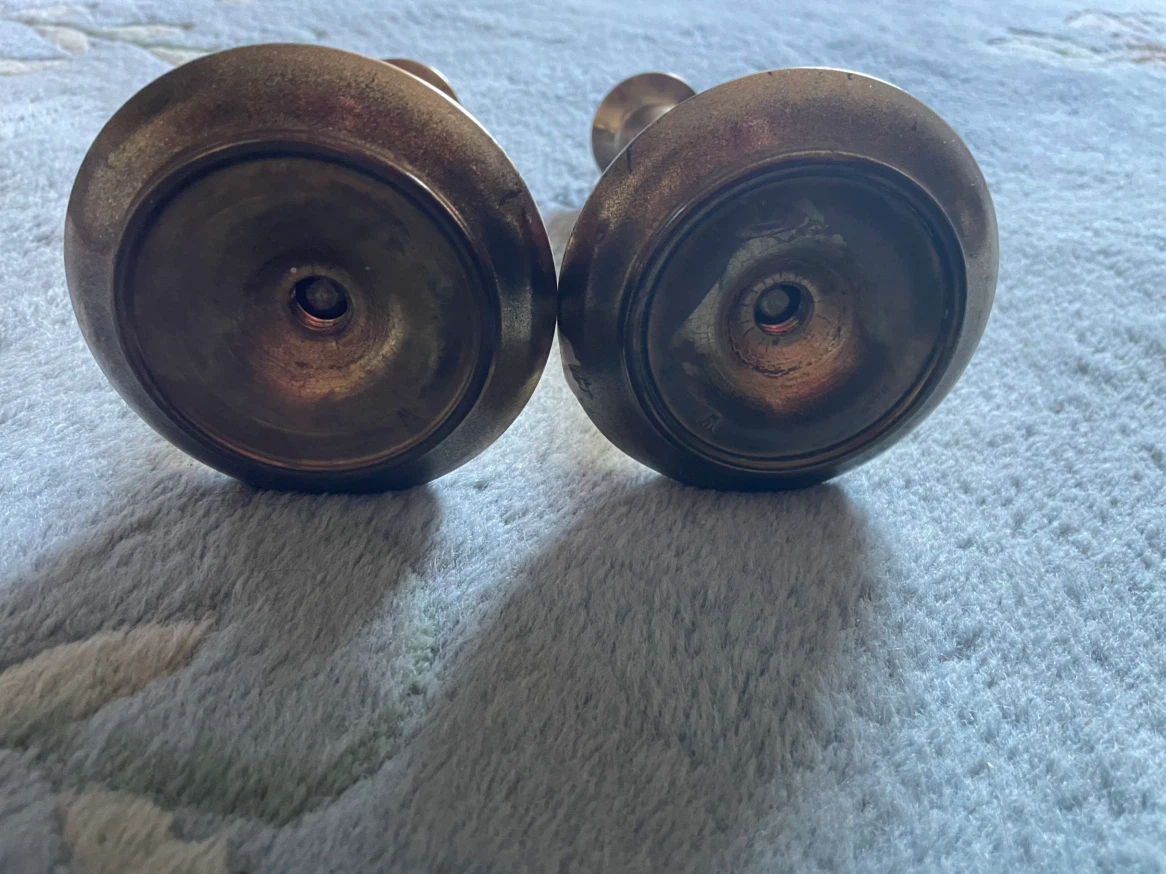 Set of Two Vintage Brass Candlesticks - photo 2