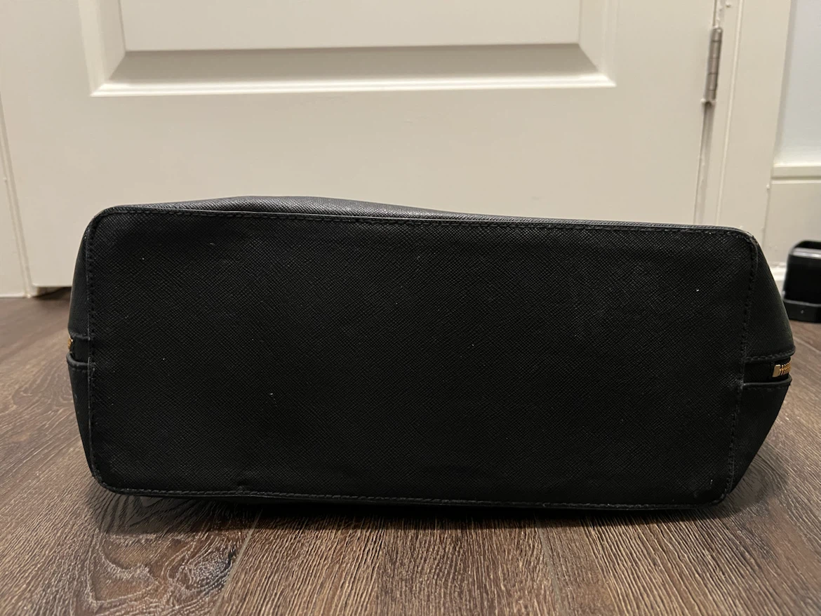 Black structured tote bag - photo 4