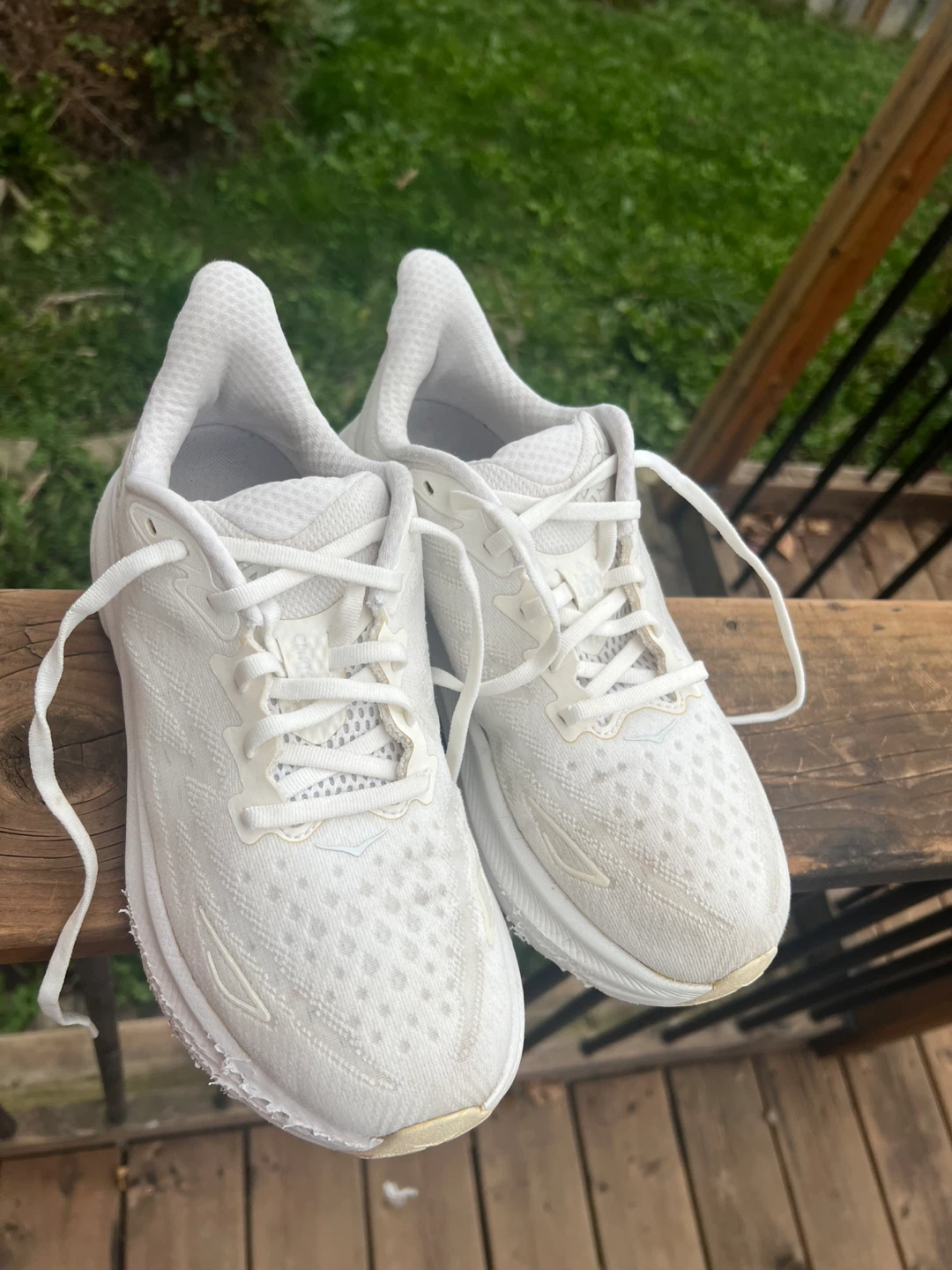 Hoka Clifton 9 Women's Running Shoes - size 7.5