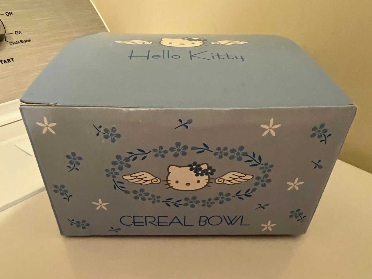 Hello Kitty Angel Cereal Bowl - photo 4