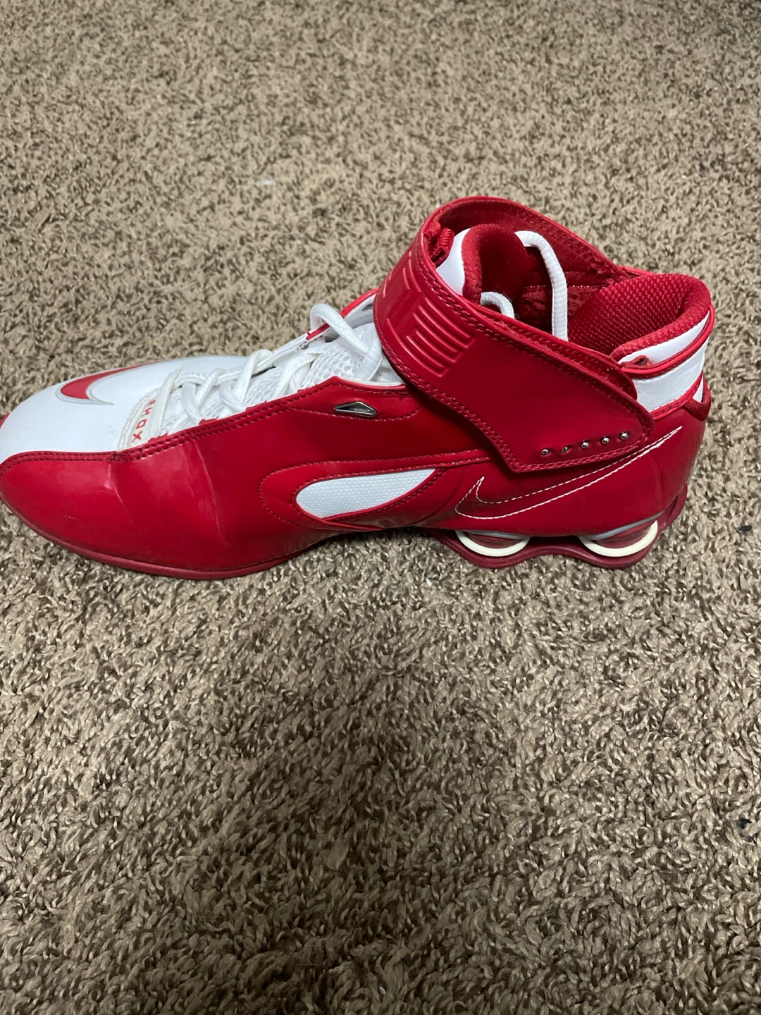 Nike Shox Elite Basketball Shoes - Red and White - photo 3