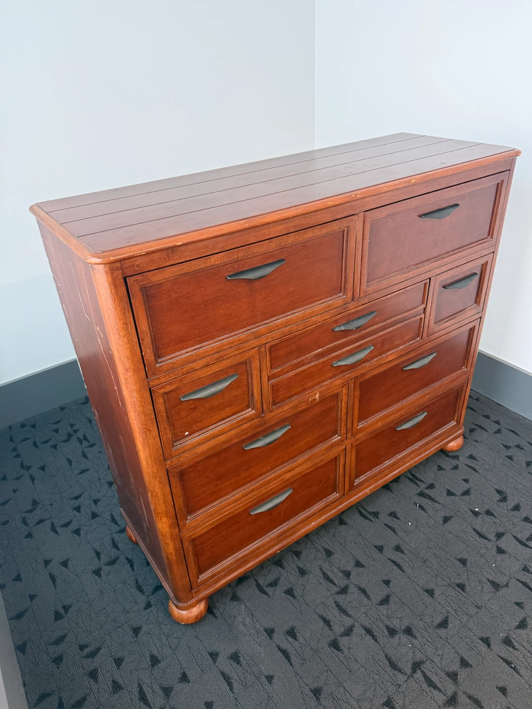 Cherry Finish 9-Drawer Dresser - photo 2