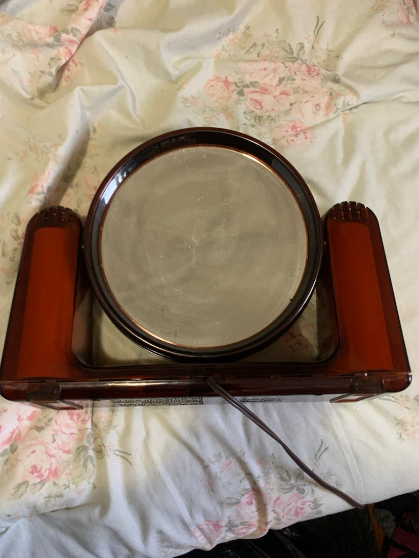 Vintage Lighted Vanity Mirror - photo 2