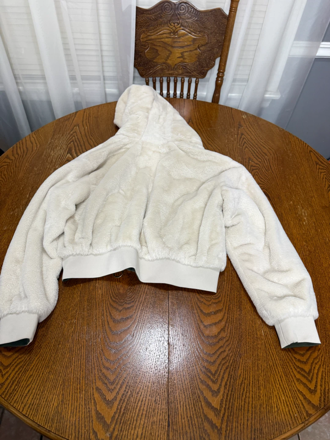 Reversible Olive Green and White Faux Fur Bomber Jacket - photo 2