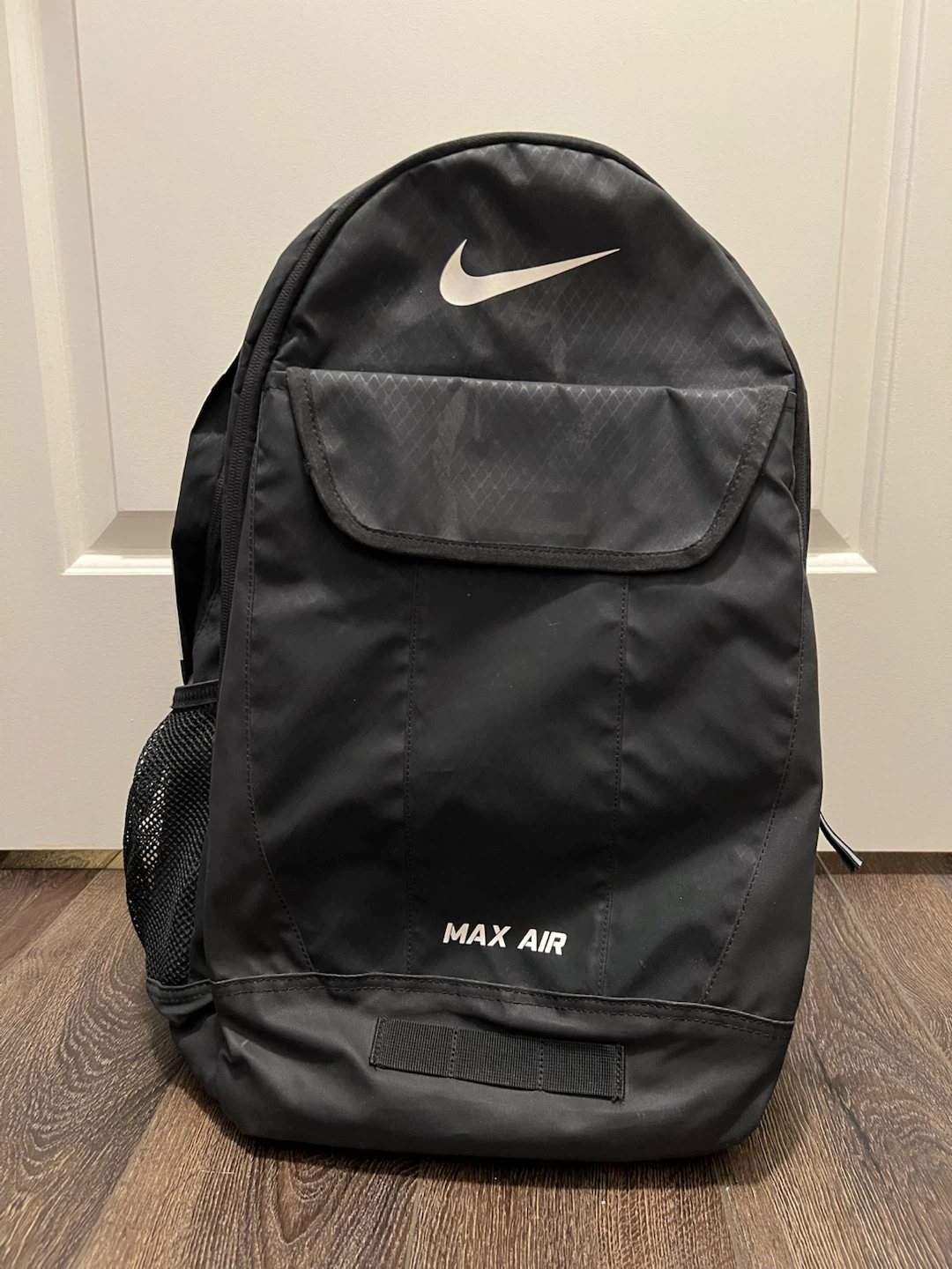 Nike Max Air Black Backpack – Large Capacity