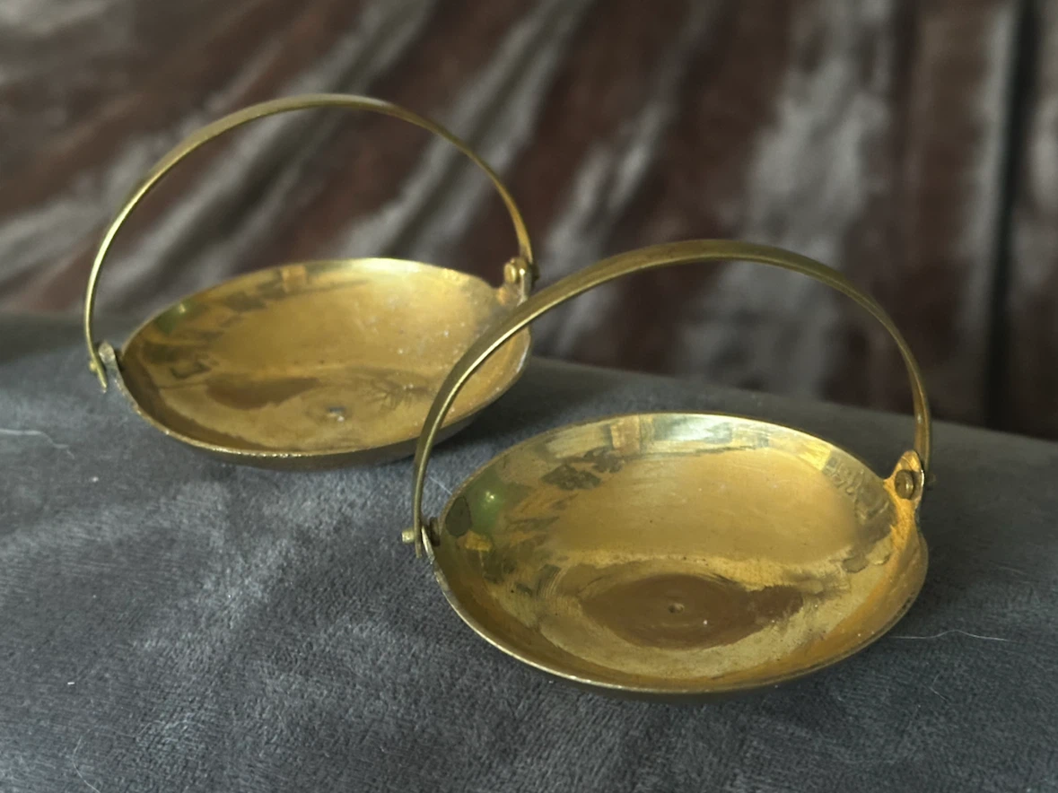 Set of 4 Vintage Mid Century Mini Brass Trinket Baskets - photo 2