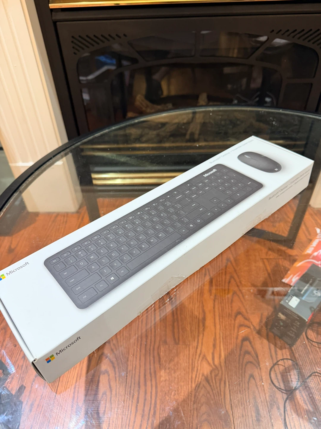 NEW Microsoft Bluetooth Keyboard & Mouse Combo – Black