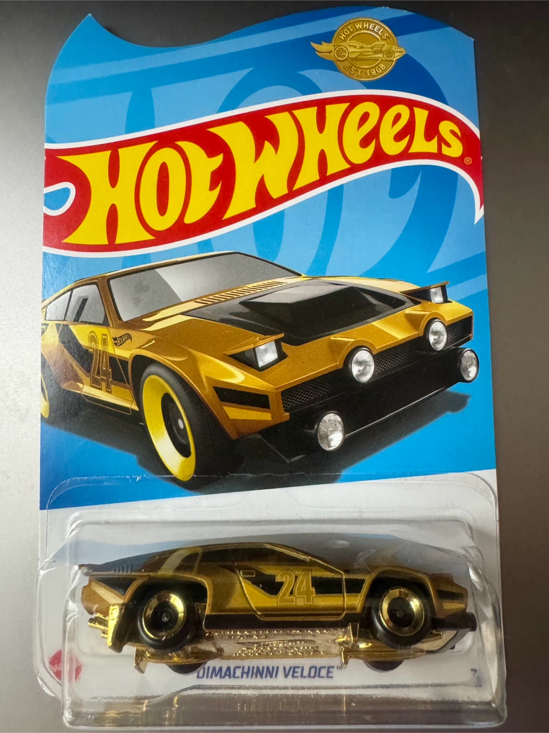 Hot Wheels Dimachinni Veloce (Gold Edition)