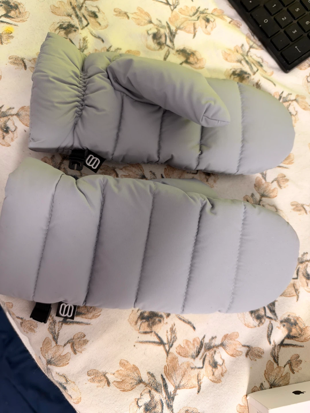 Aritzia mitten - photo 3