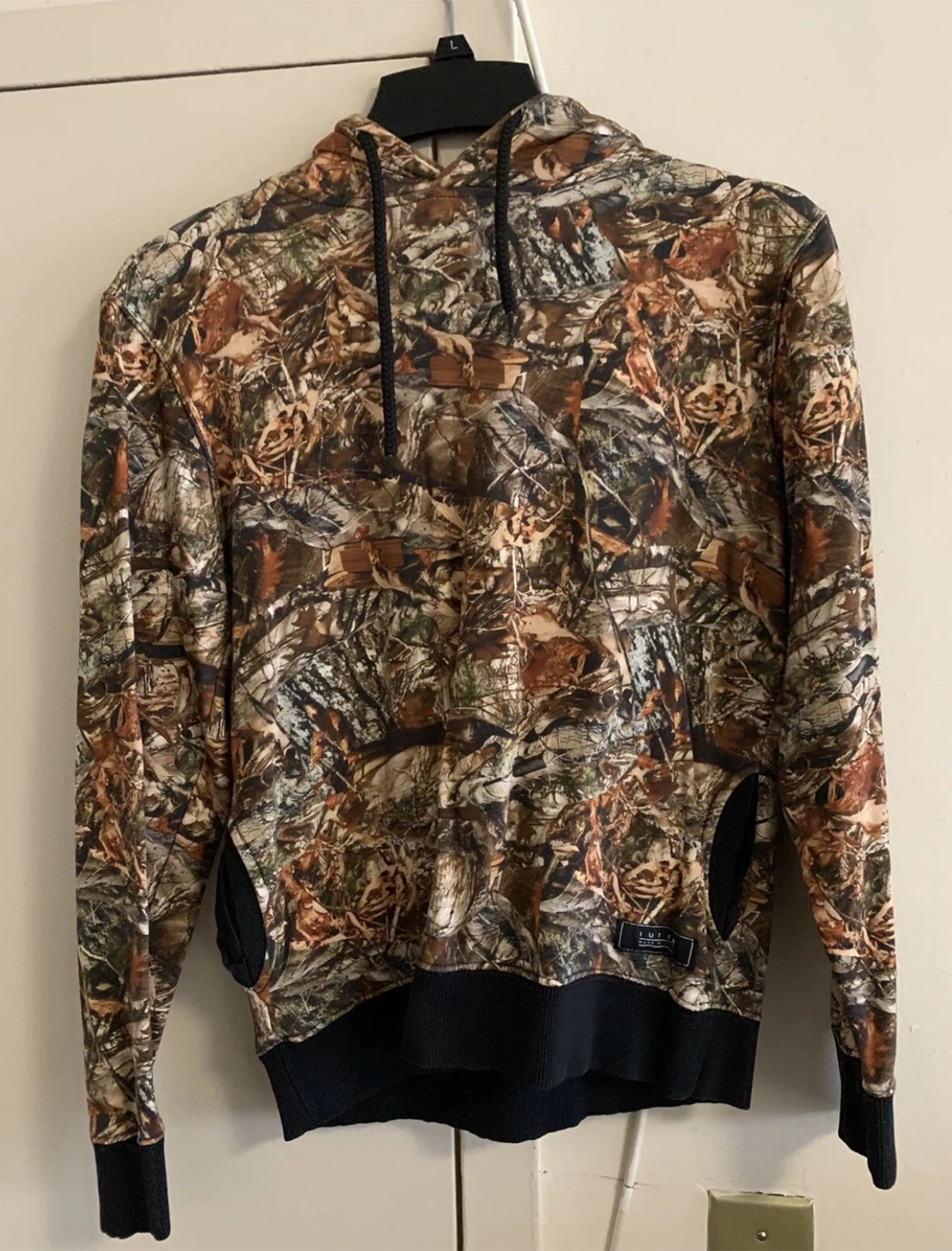 Iuter Camo Hoodie