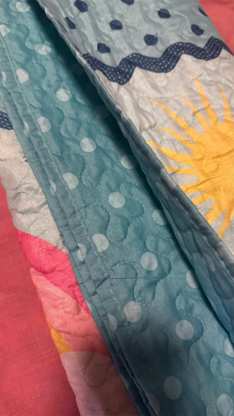 brand new Unicorn Rainbow Quilt Set - photo 3