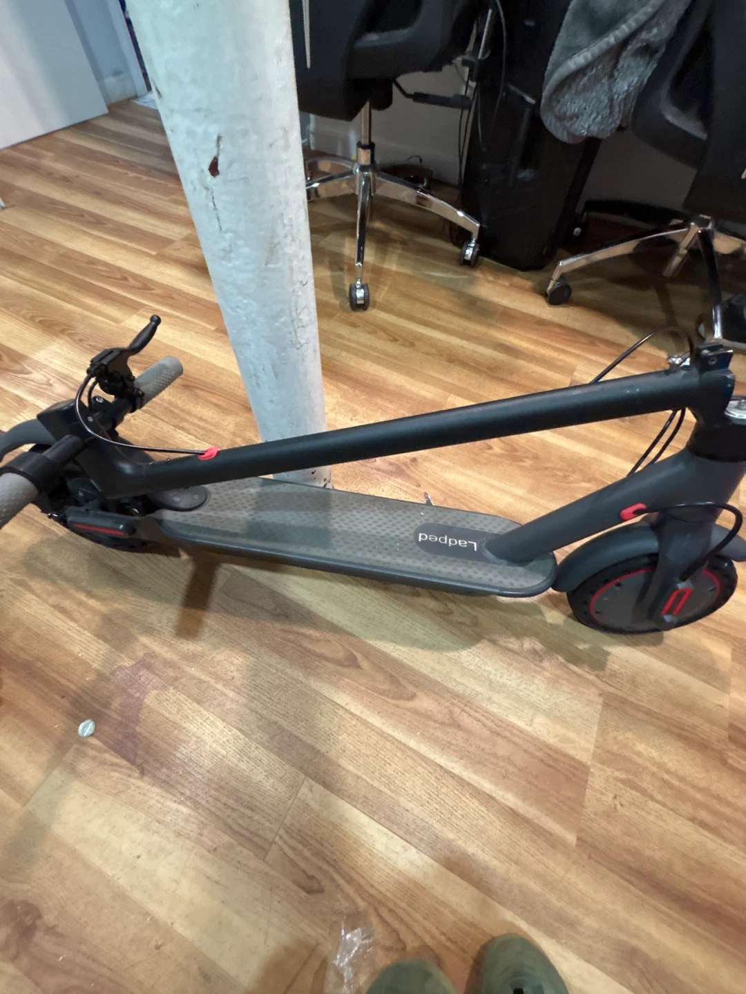 Ladped electric scooter