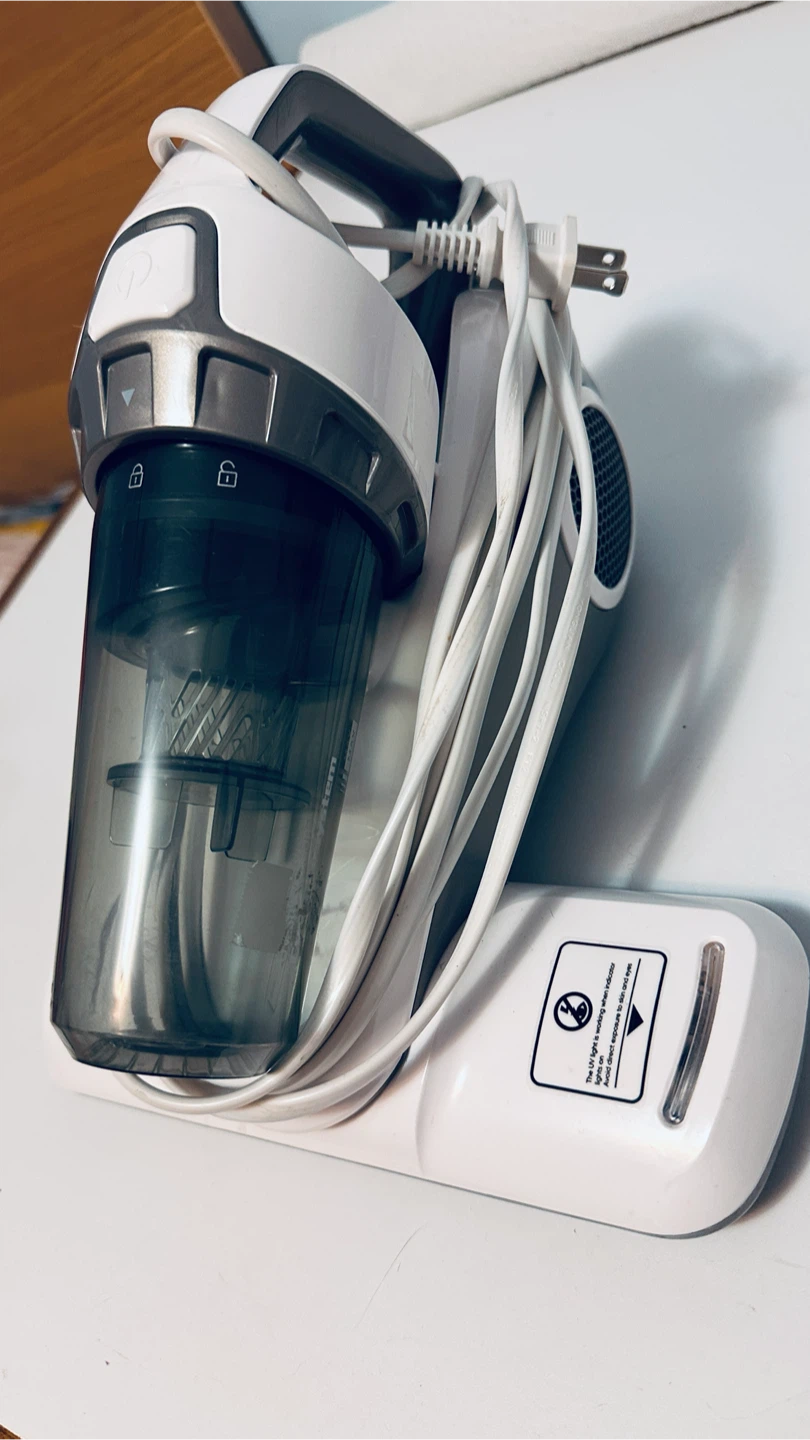 Dibea UV-10 matters and furniture Vacuum Cleaner