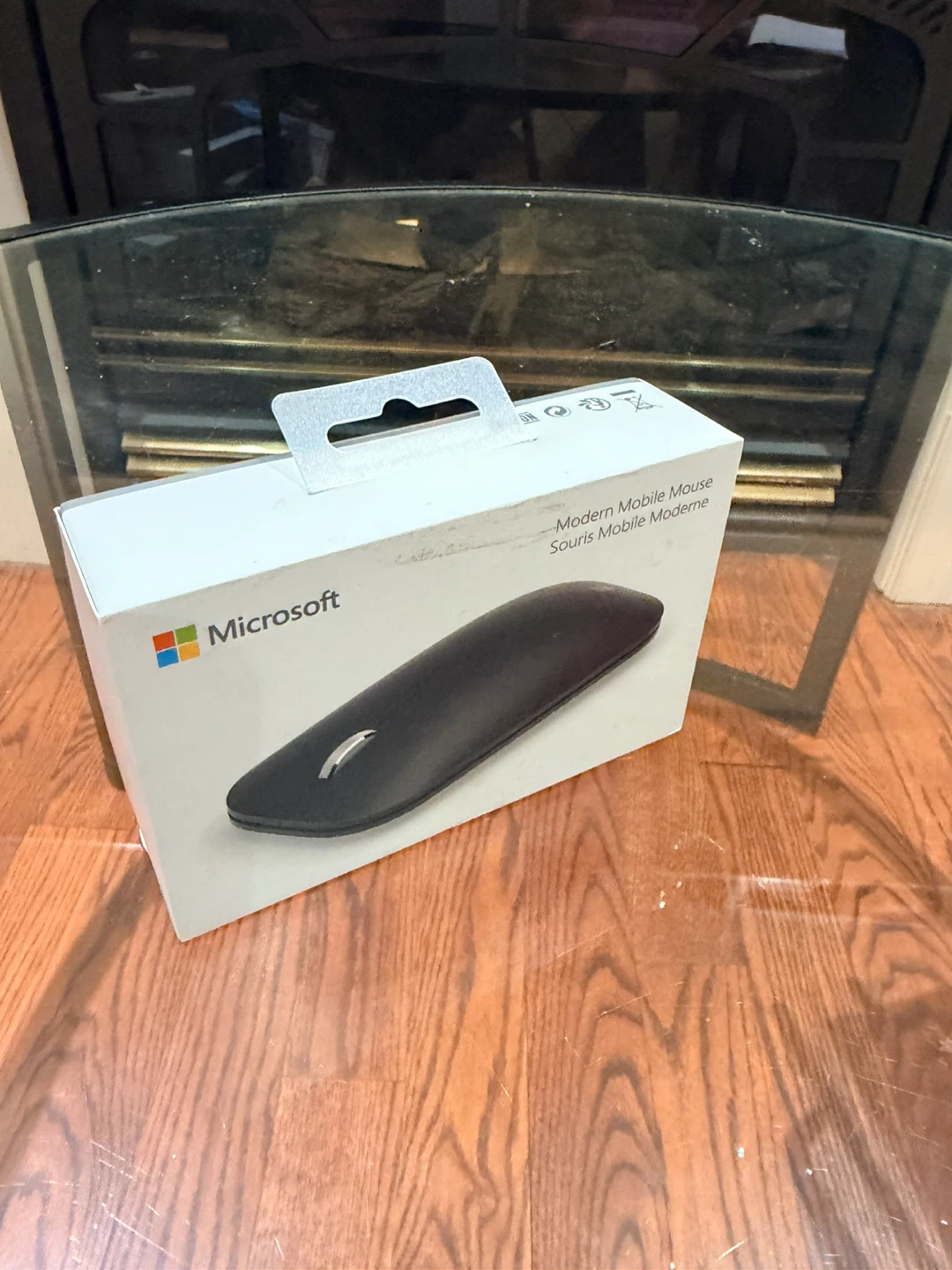 NEW Microsoft Modern Mobile Bluetooth Mouse – Black
