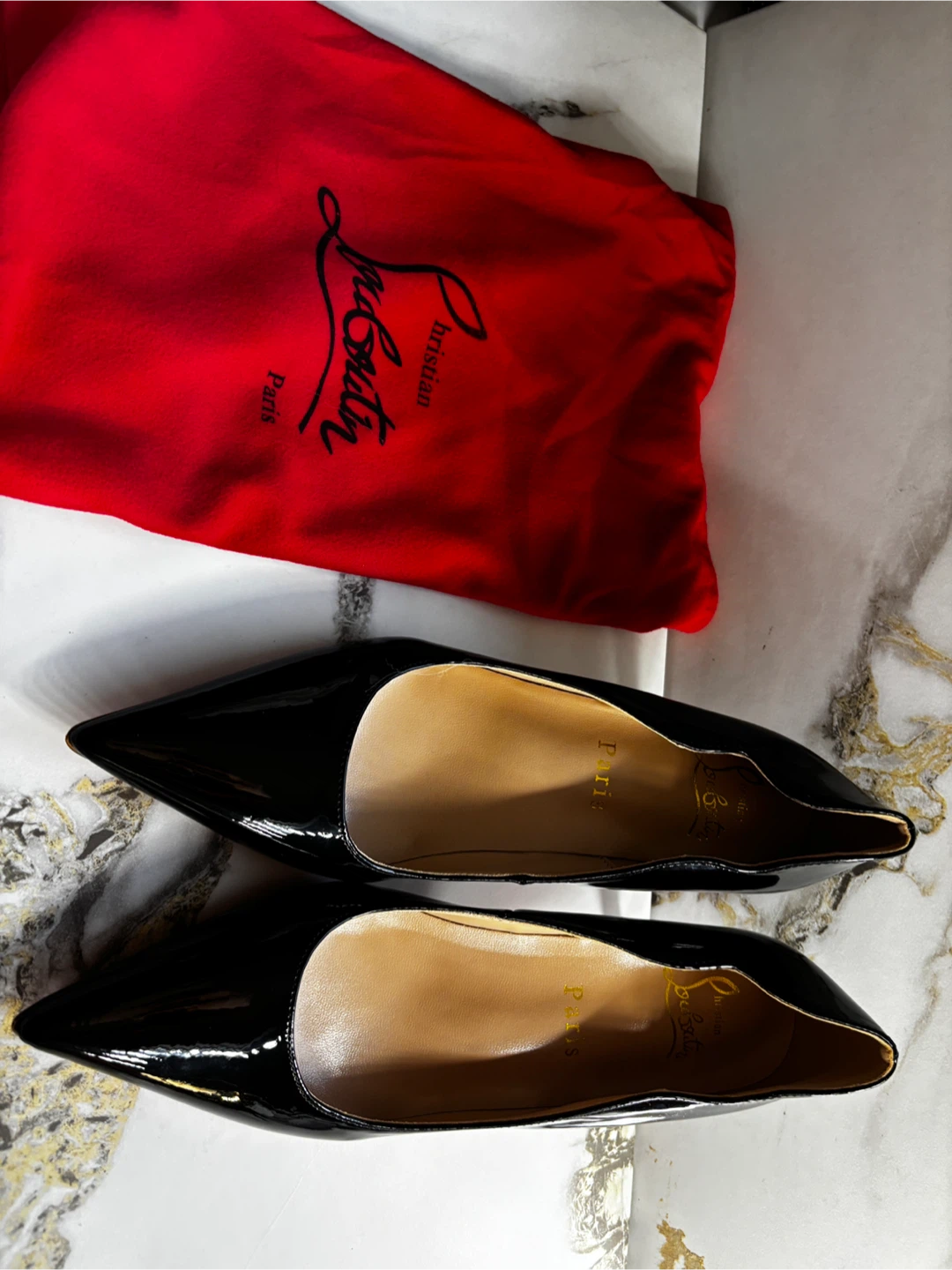 Christian Louboutin Patent Leather Pumps Size 39 Hot chick pumps - photo 2