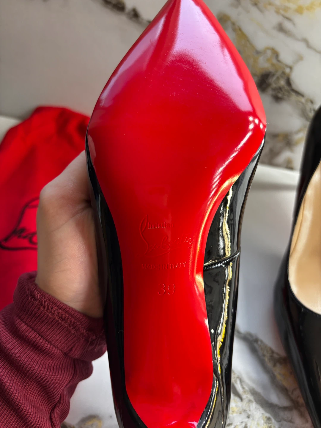 Christian Louboutin Patent Leather Pumps Size 39 Hot chick pumps - photo 4