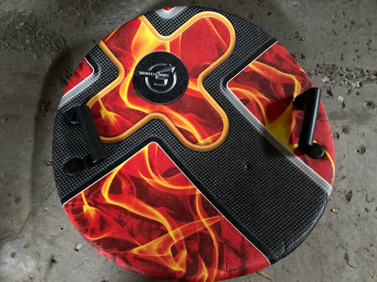 SnowStompers Round Foam Snow Sled