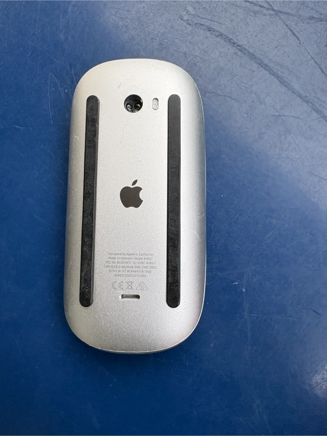 Apple Magic Mouse Model A1657 - photo 3