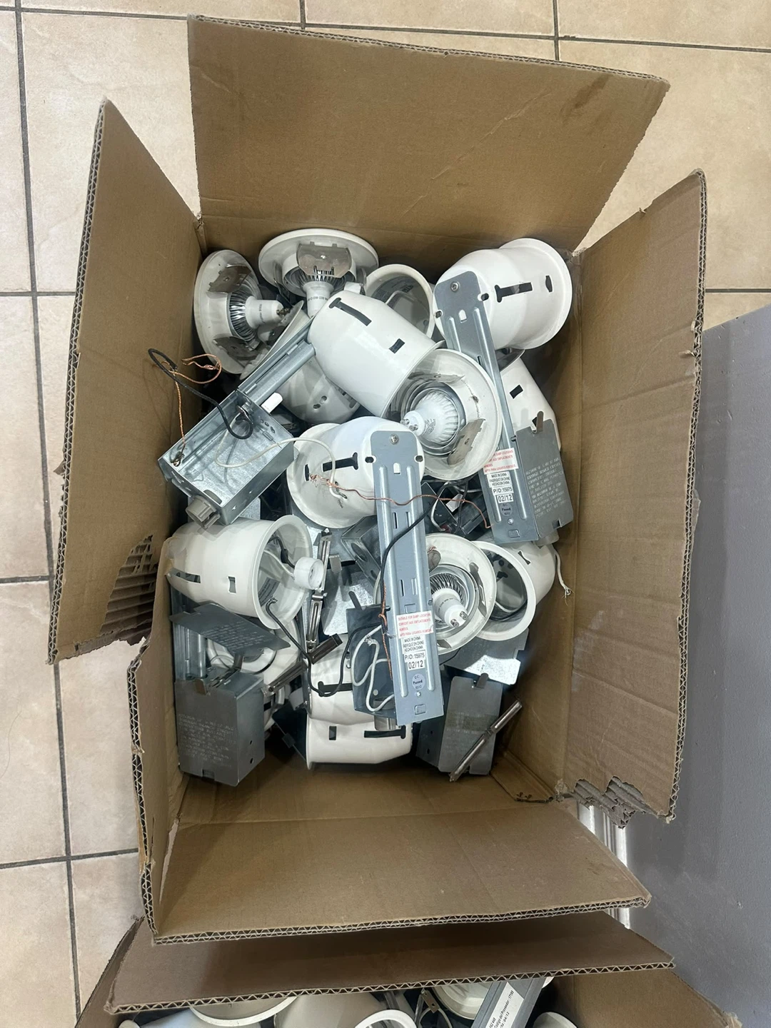 POT LIGHTS FOR SALE - photo 2