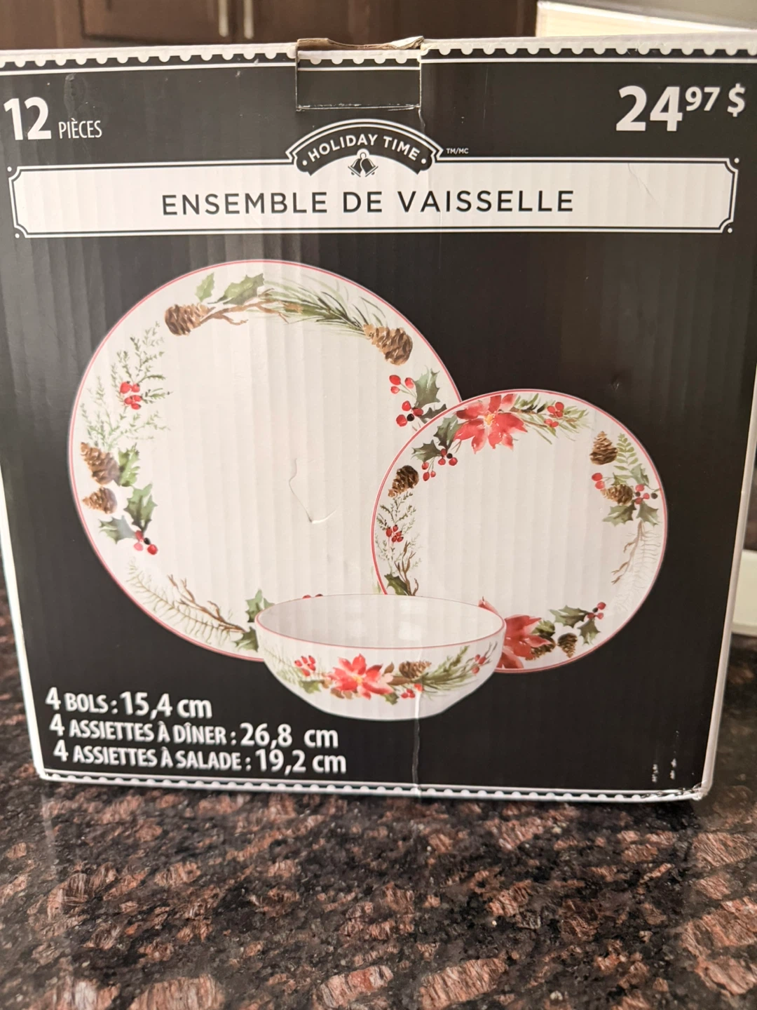Holiday Time 8-Piece Dinnerware Set
