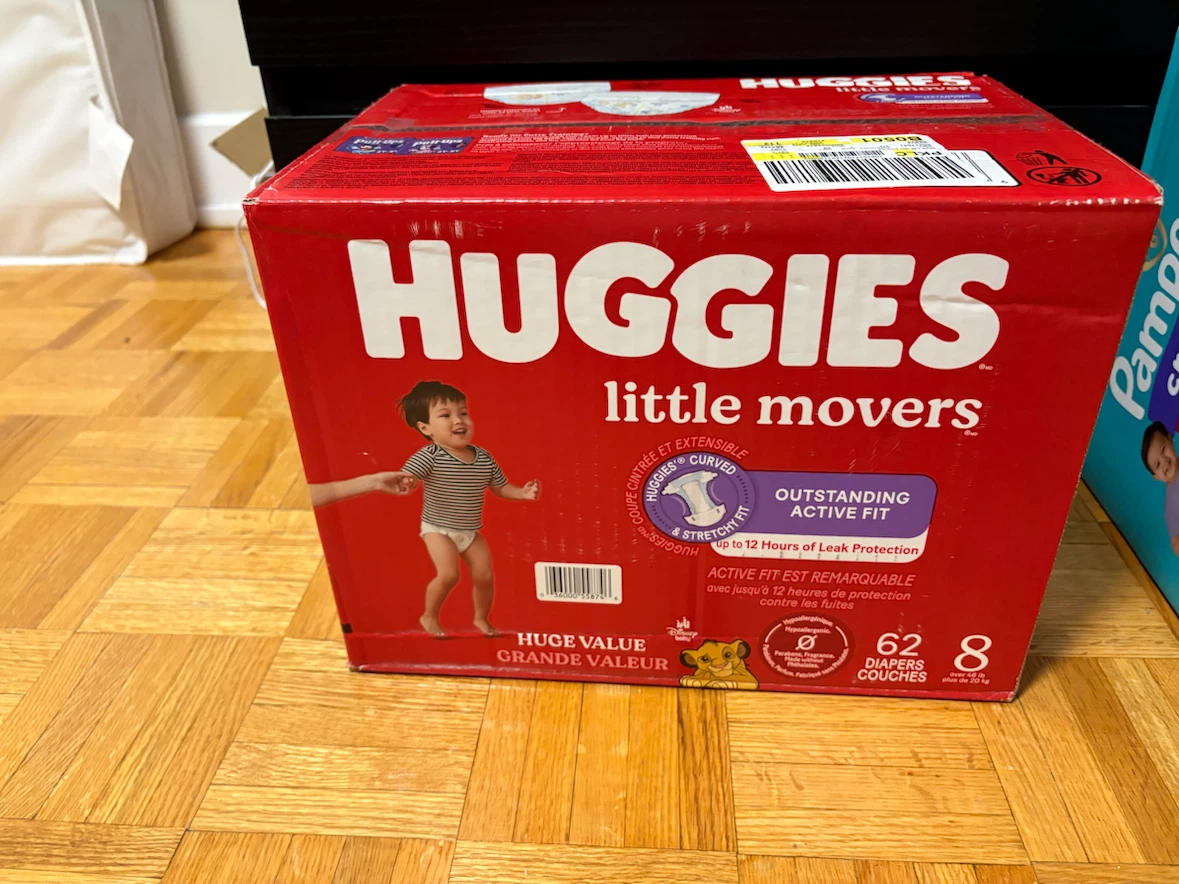 Huggies Little Movers Size 8 Diapers - 62 Count