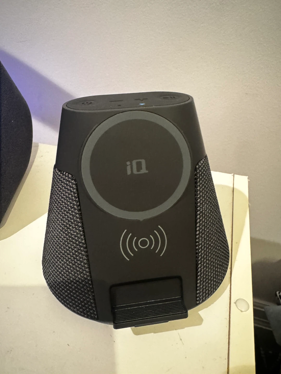 iQ Wave Home Speaker