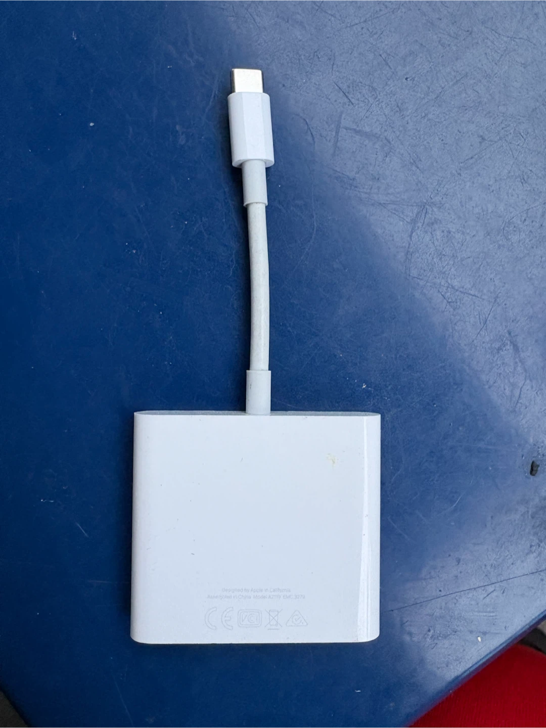 Apple USB-C Digital AV Multiport Adapter - photo 3
