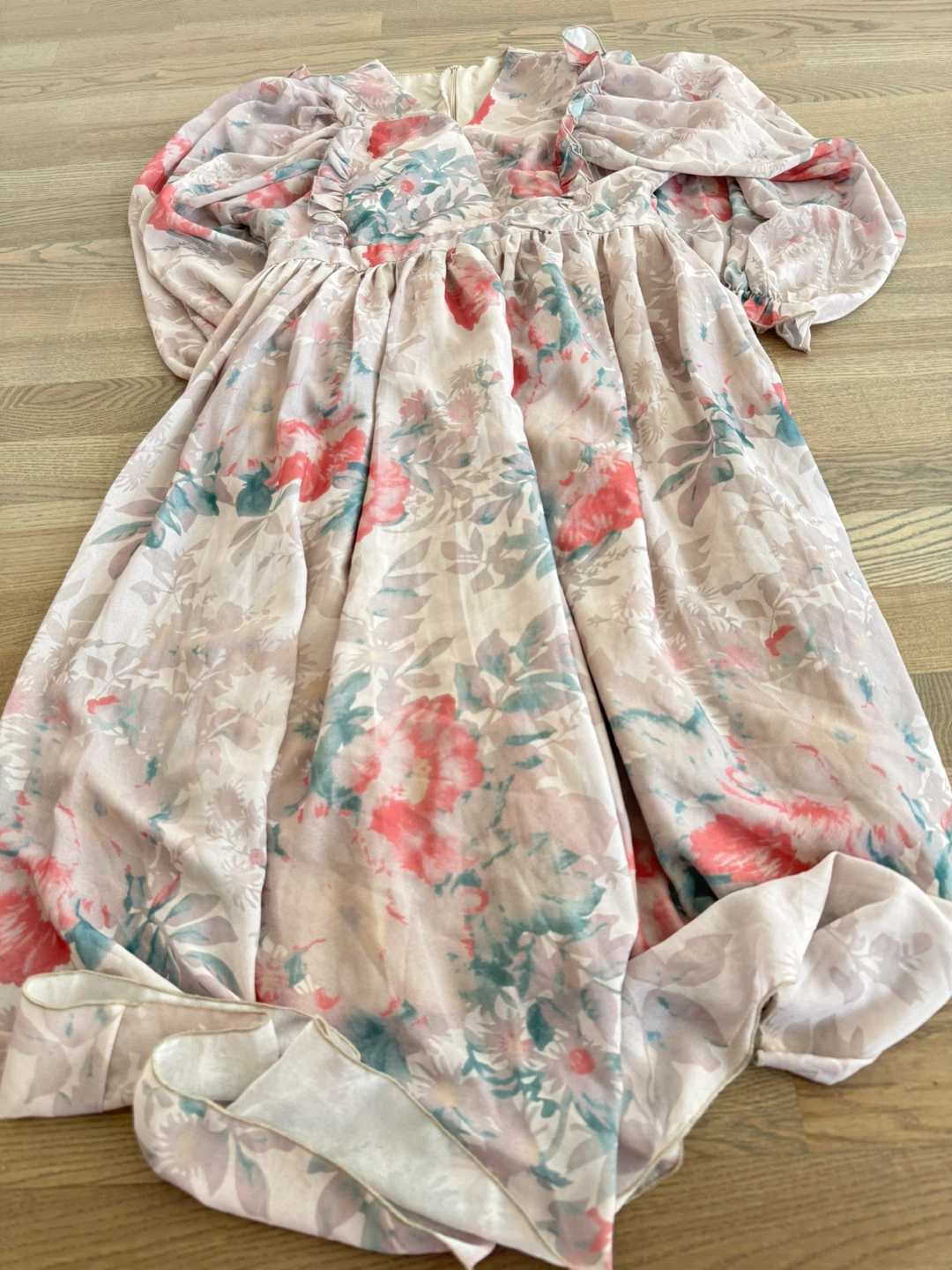 New: Aristocratic Family Pure satin Dress Midi Dress - photo 2