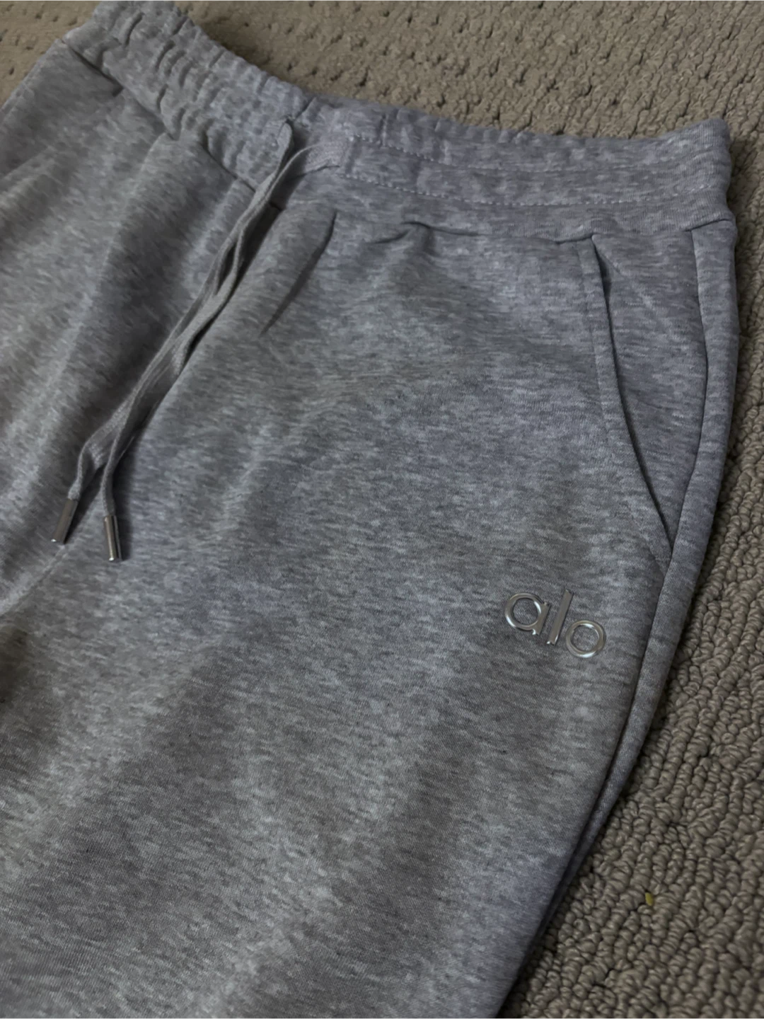 Alo Yoga Grey Sweatpants - photo 2