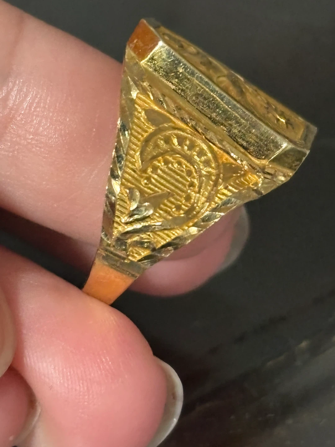 22k Gold Signet Ring - photo 4