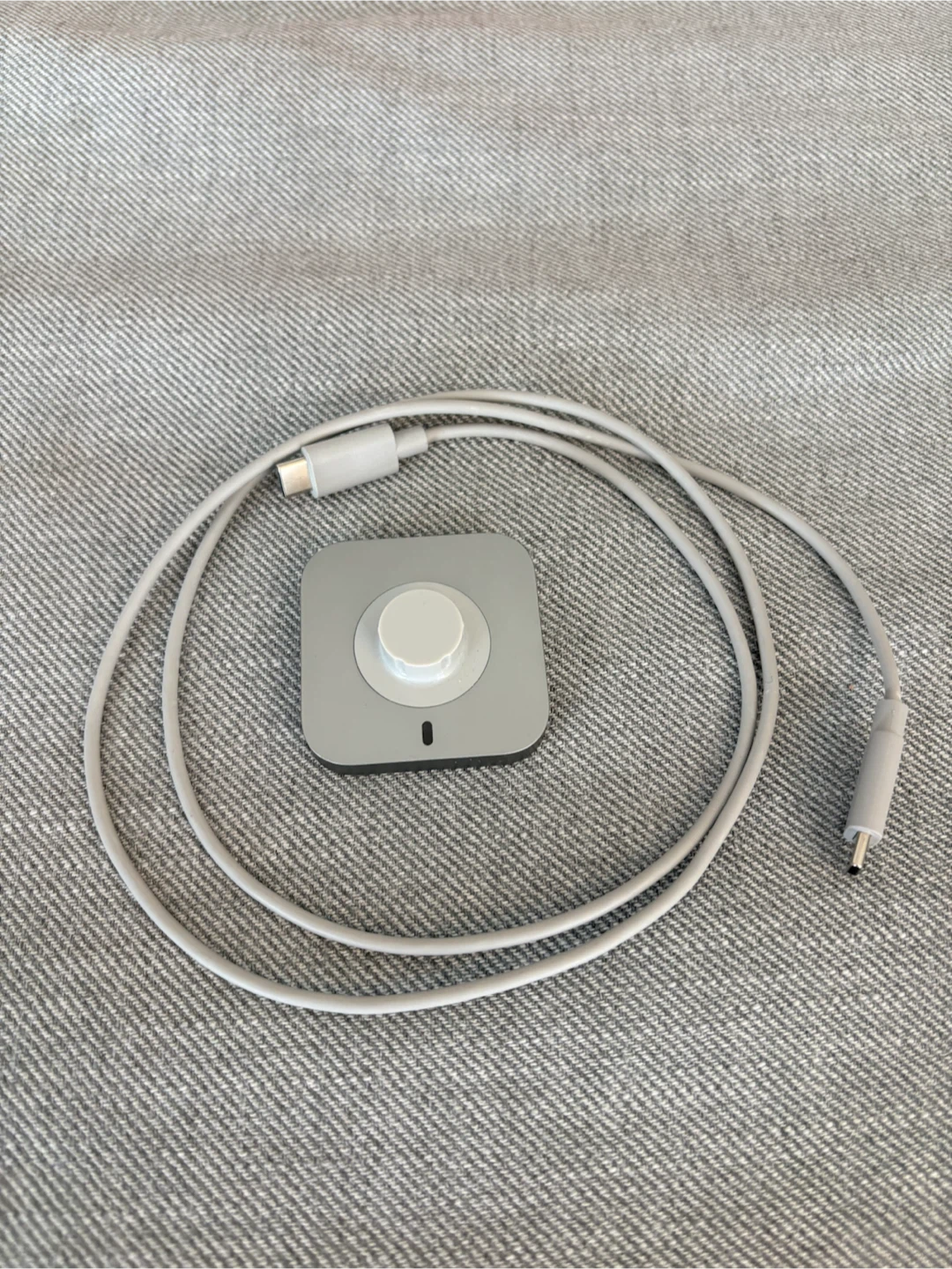 Oura Ring Gen 4 (Charging Dock Only) Size 7 - photo 3