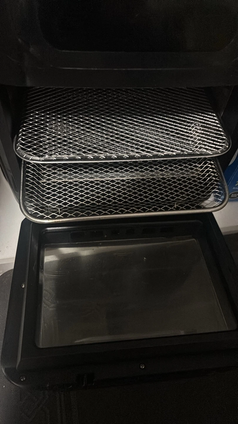 Chefman Air Fryer Oven RJ-38-10-RDO-V2-CA - photo 4